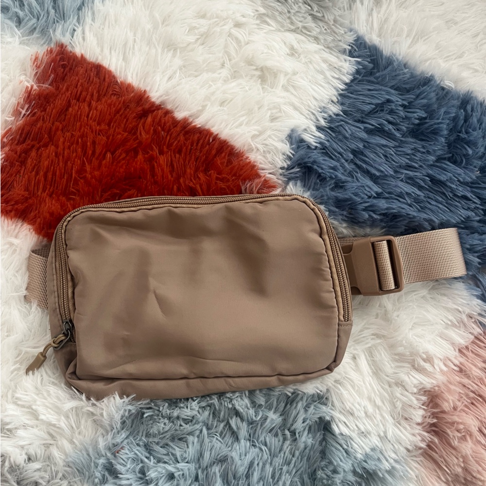Amazon Tan Belt Bag